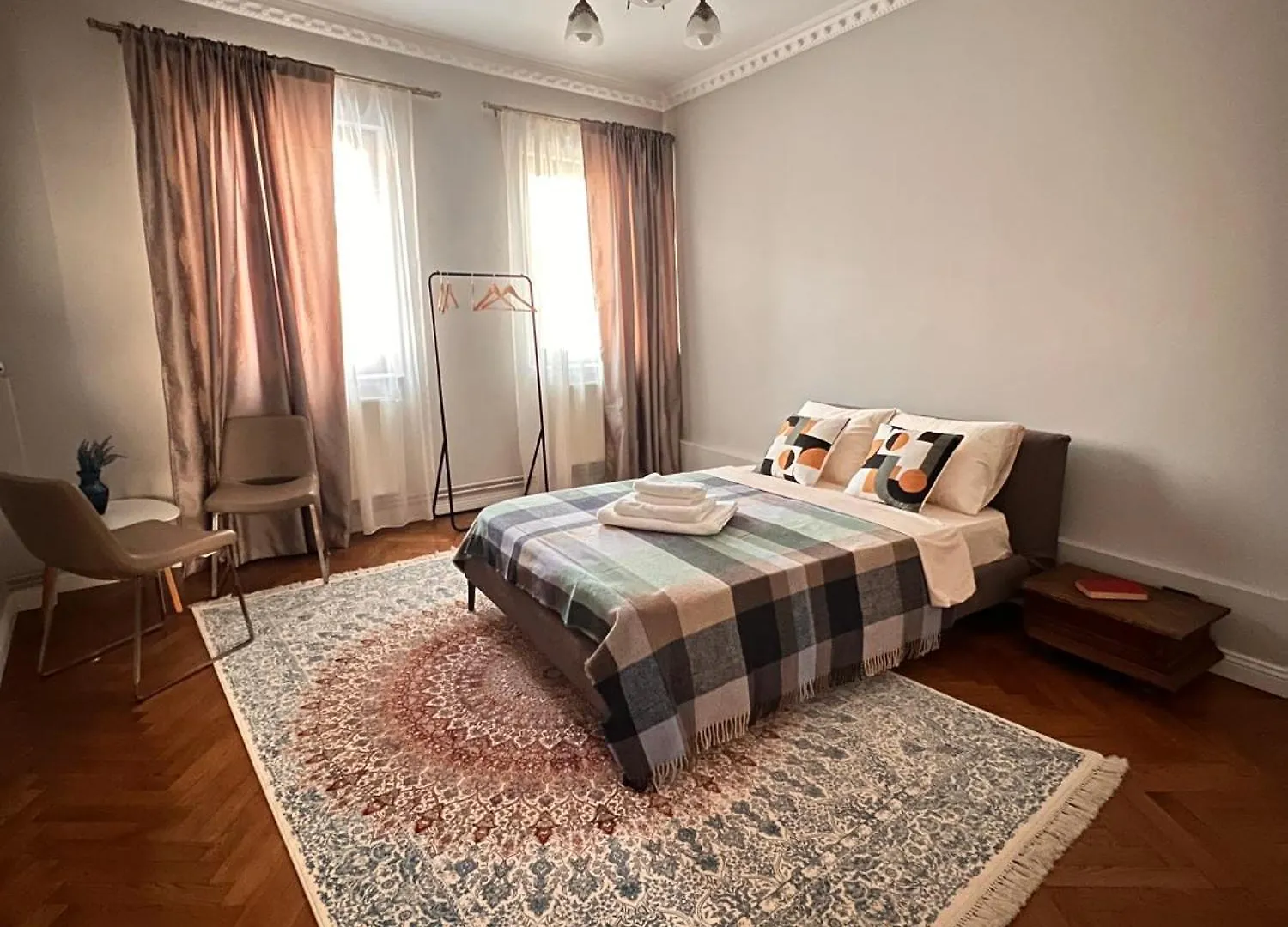 Boulevard No1 Gara De Nord Bucureşti